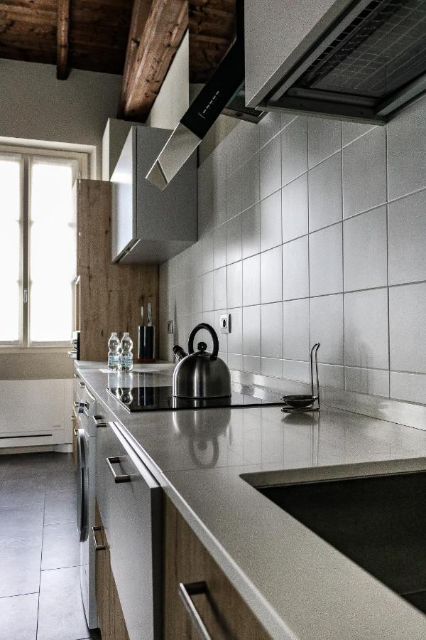 Via Natta - San Siro Apartments - 4 People Мілан Екстер'єр фото